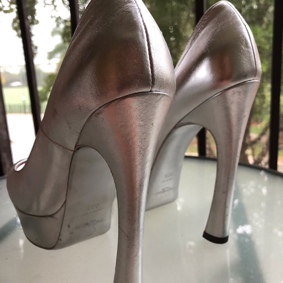 Bell heel silver pumps st. Laurent in great shape - Picture 6 of 6